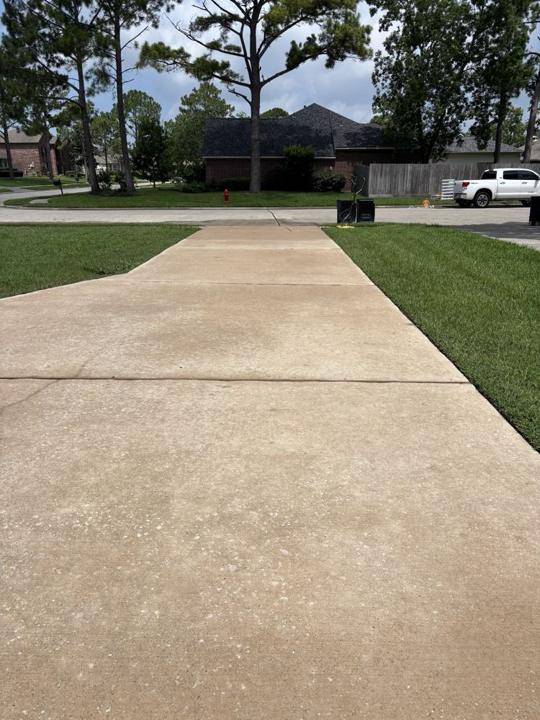 Driveway at the street after cleaning