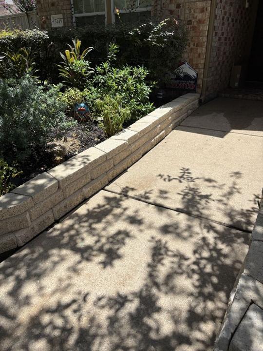 Planter wall and walkway after cleaning